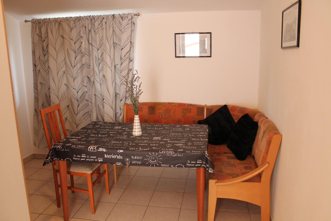 Apartments Ana Pula Extérieur photo